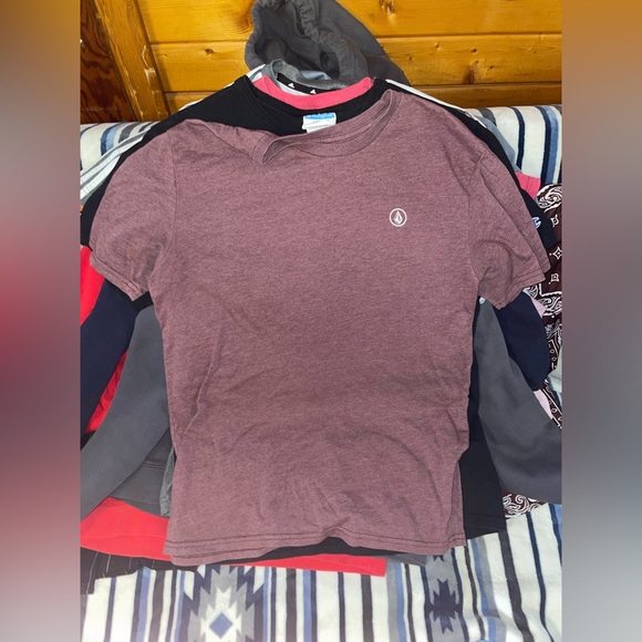 Men’s size large shirts/hoodies/dress shirts - Picture 9 of 11